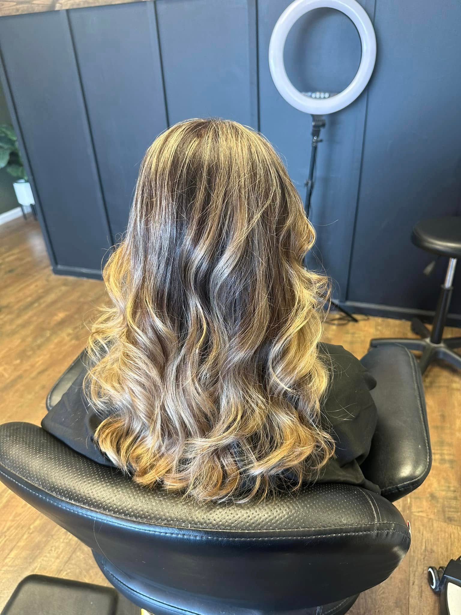 Ashlee and Dawne - Willow Retreat Hair Salon